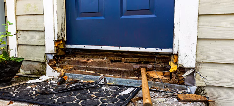 Broken Door Jamb Repair in Winter Springs, FL