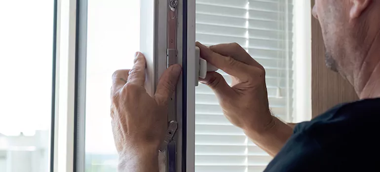 Custom Hopper Windows in Winter Springs, FL