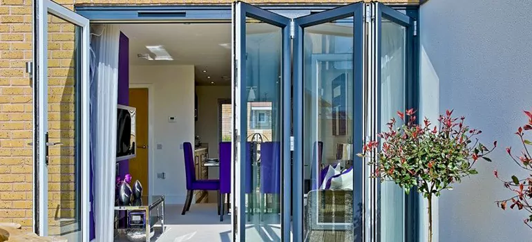 Commercial Door Glass Repair in Winter Springs, FL