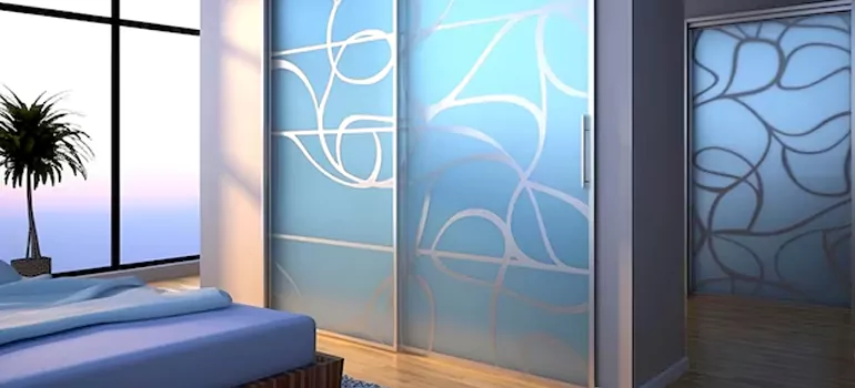 Frosting Glass Cabinet Doors in Winter Springs, FL